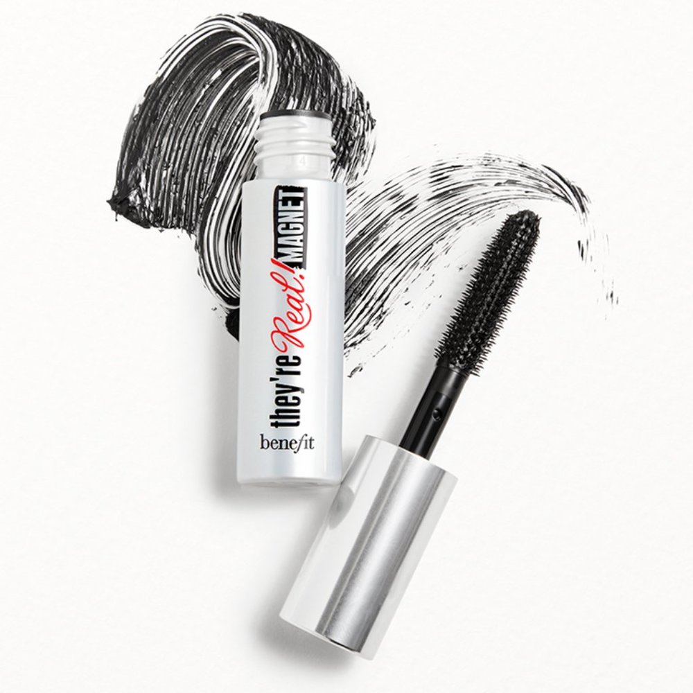 BENEFIT COSMETICS They're Real Magnet Mascara